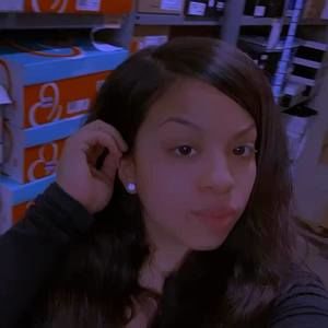 Meet your Posher, Manda